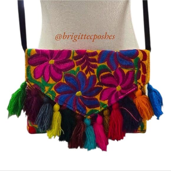 HANDMADE Mexican Embroidered Crossbody Bag - Picture 1 of 11